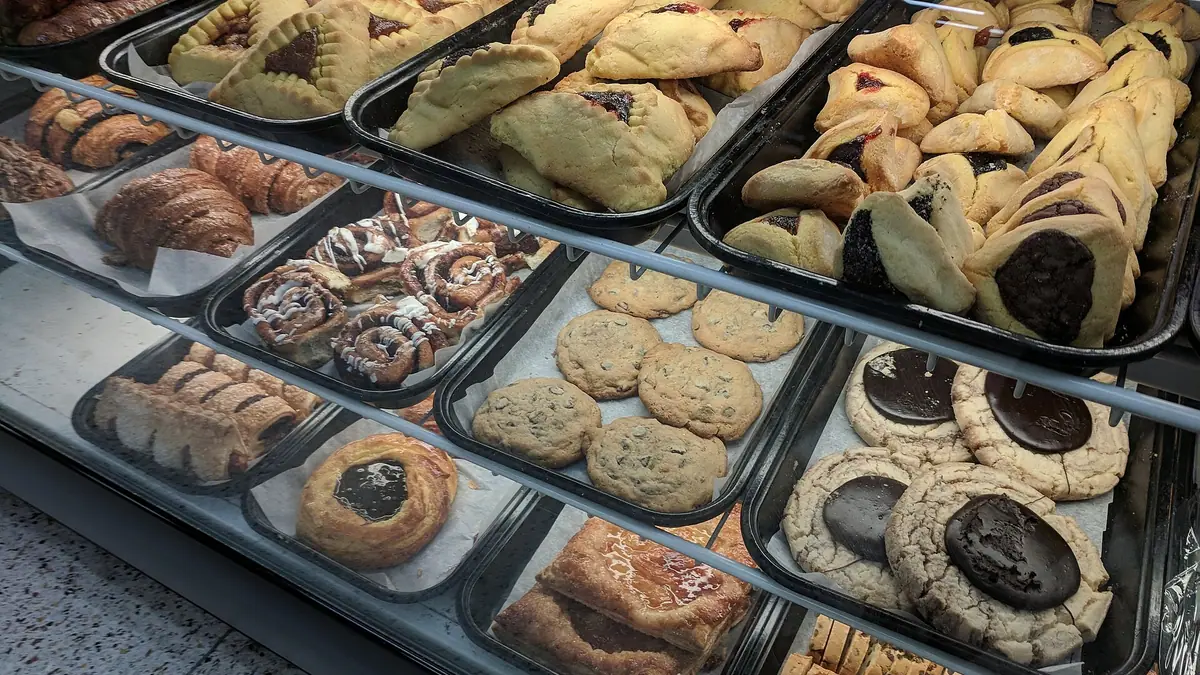 Rowes Bakery – bakery in Tremough, Penryn